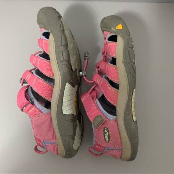 Keen Slip On Hiking Walking Shoes Size 5 - Picture 3 of 7